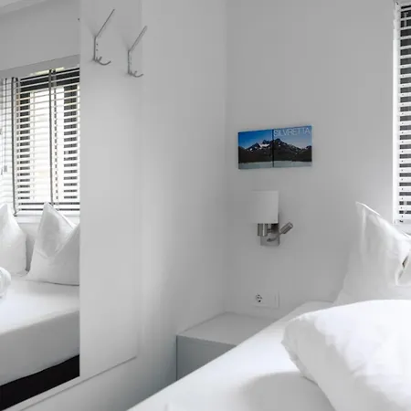 Montafon I - & Chalet-apartments 아파트 *